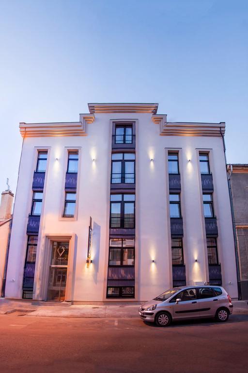 Caro Boutique Hotel Oradea Exterior foto